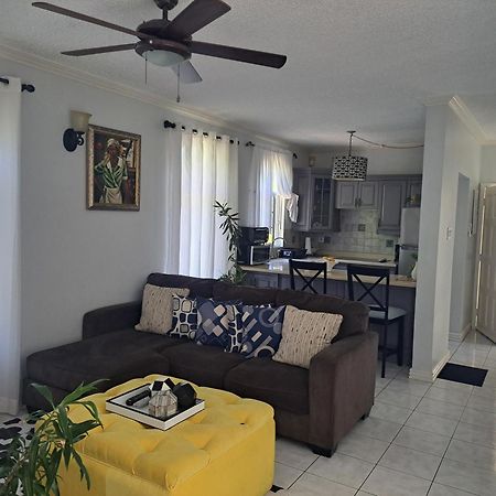 Ivory Tower Ocho Rios Apartment Exterior photo